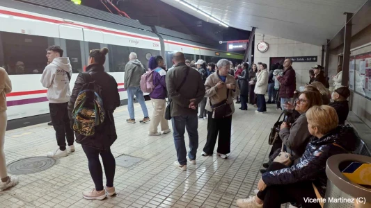 Renfe anuncia los trenes nocturnos a València en Fallas y de regreso a Gandia