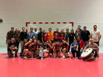El equipo juvenil femenino del Club Handbol Oliva alcanza la final de la Copa Federación tras una gran victoria