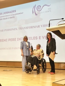 La Asociación Parkinson Gandia-Safor recibe el Premio Pere Inza a la Excelencia Profesional
