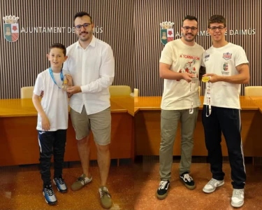 El Ayuntamiento de Daimús felicita a Borja Moreno Bonastre e Isaak Peris Alukic por sus destacados éxitos deportivos