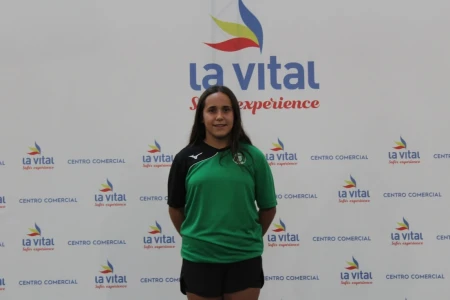 María Renú Martí se proclama campeona autonómica del “Nadador Completo” en categoría alevín
