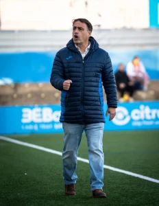 Alberto Gregori continuará al frente del CF Gandia tras culminar una histórica temporada de ascenso