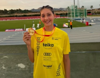 Adriana Solanes revalida el título nacional y confirma su dominio en el atletismo español