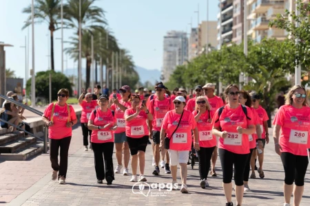 La XI Run for Parkinson Gandia reúne solidaridad y deporte con una recaudación de 9.500 euros para terapias especializadas