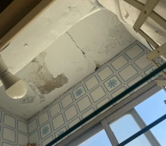 El PP de Gandia denuncia el estado de las obras de las Casas de los Ferroviarios en el barrio de Corea