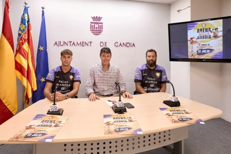 Gandia acoge el III torneo Arena Beach de balonmano playa