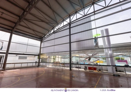 Gandia mejora la pista B de baloncesto del polideportivo con una inversión de 80.000 euros