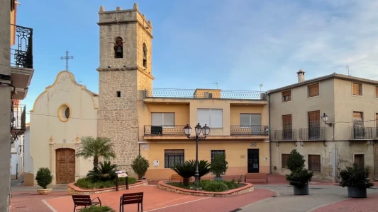 El Ayuntamiento de Potries y la Parroquia de los Santos Juanes acuerdan la cesión de la Abadía