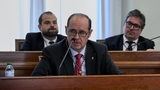 VOX Gandia exige al gobierno local que aclare si acogerá menores extranjeros no acompañados procedentes de Ceuta