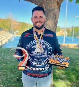 Rubén Padilla sube al podio en el Campeonato de España de Black-Bass desde Orilla