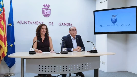 Gandia aprueba 400.000 euros para el Xec Consum y tramita los primeros cheques escolares