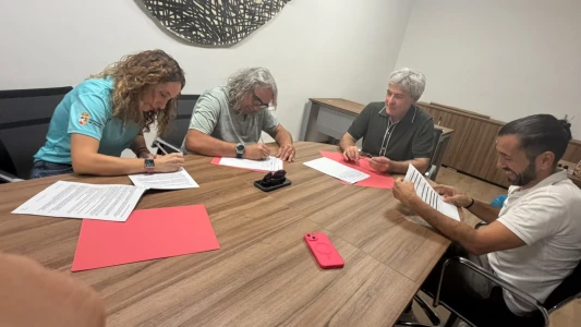 Palmera se suma al proyecto del Gandia Alpesa para acercar el atletismo a los más pequeños